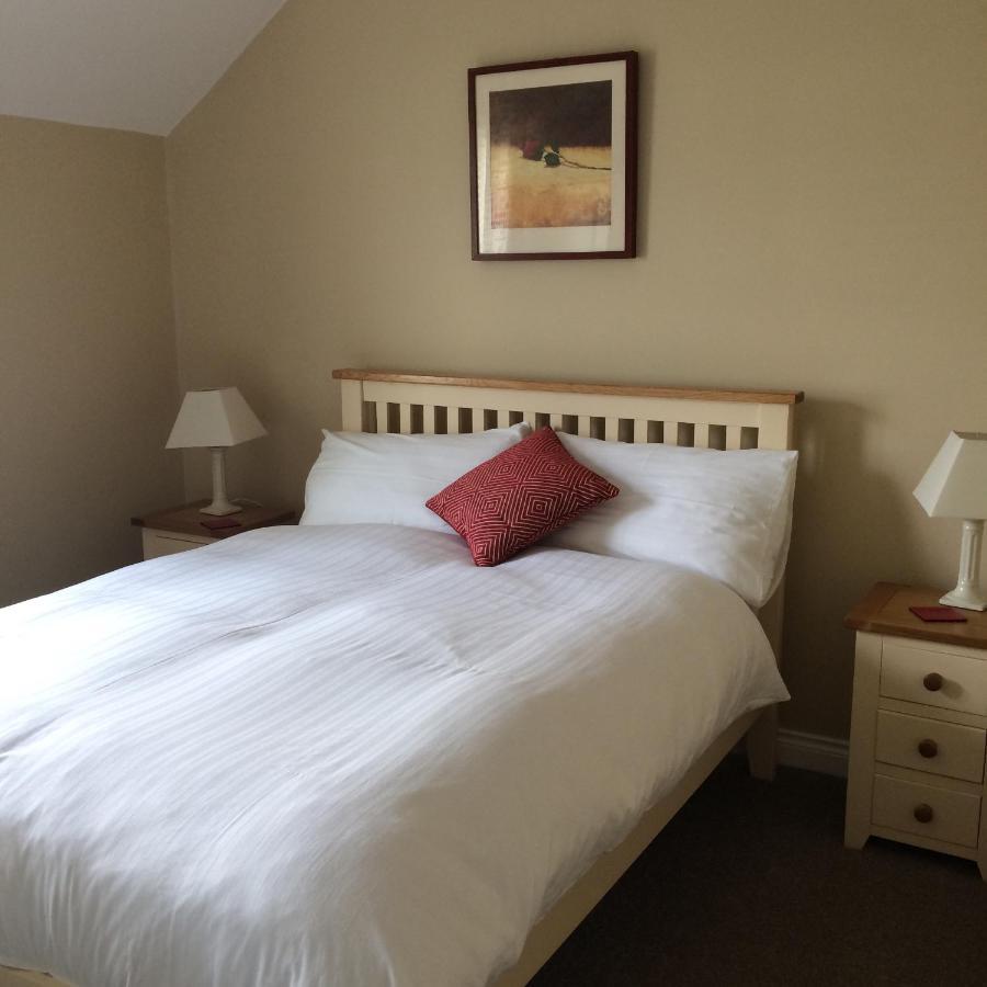 Greenway View B&B นิวพอร์ต ภายนอก รูปภาพ